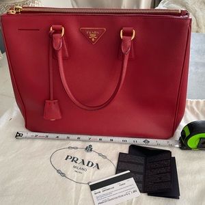 Prada Women's Large Galleria Saffiano Leather Bag